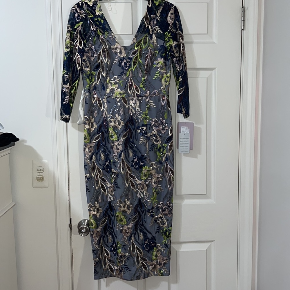Floral midi dress - Picture 2 of 5